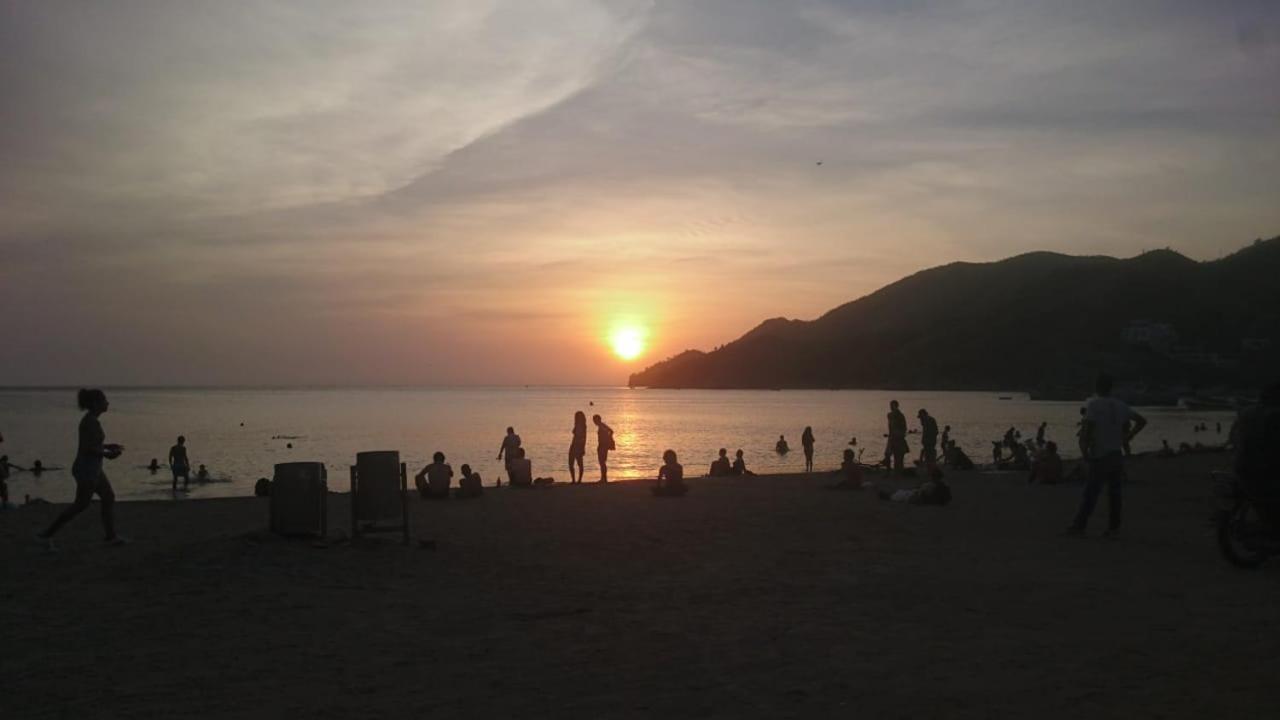 El Garaje Hostal Taganga Εξωτερικό φωτογραφία